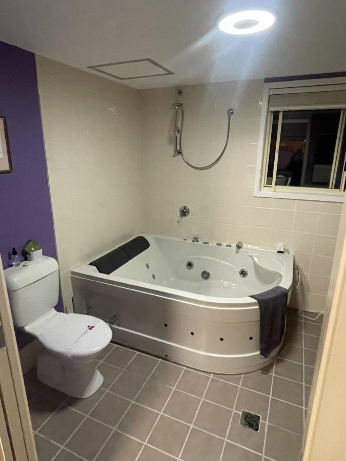 Tambaridge Bed & Breakfast Eagle Heights Экстерьер фото